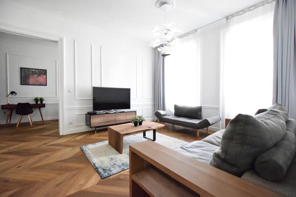 Luxury Apartment By Hi5 - Szervita Suite 布达佩斯 外观 照片